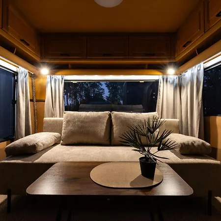 Brzozowy Brzeg - Glamping Nad Jeziorem Kemping